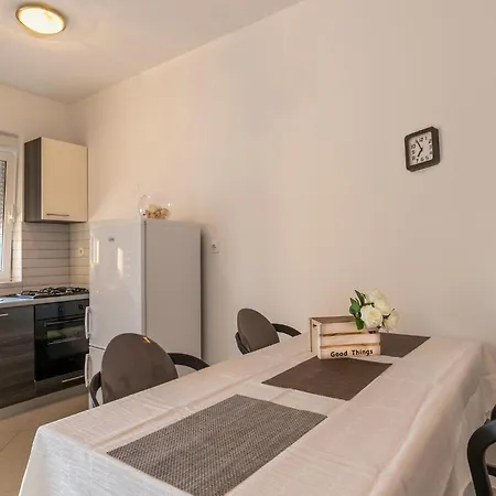 Awesome In With Kitchen