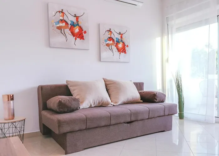 Nyaraló Awesome In With Kitchen *