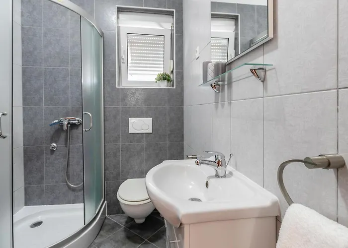 Awesome In With Kitchen Feriehus Bibinje